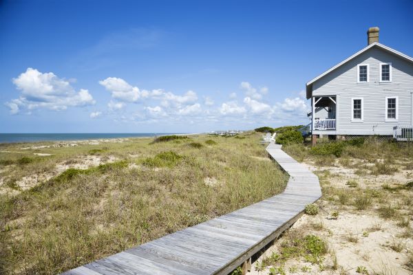 Factors to Consider When Including a Vacation Home in Your Estate Planning